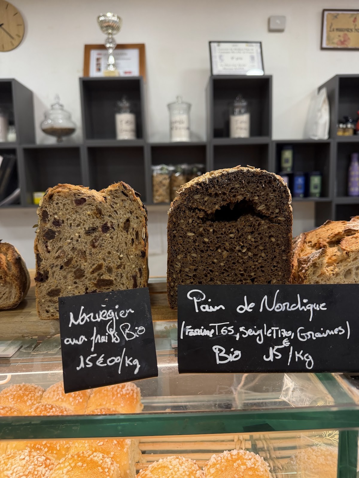 Boulangerie Pâtisserie La Mauvaise Herbe: food & drinks
