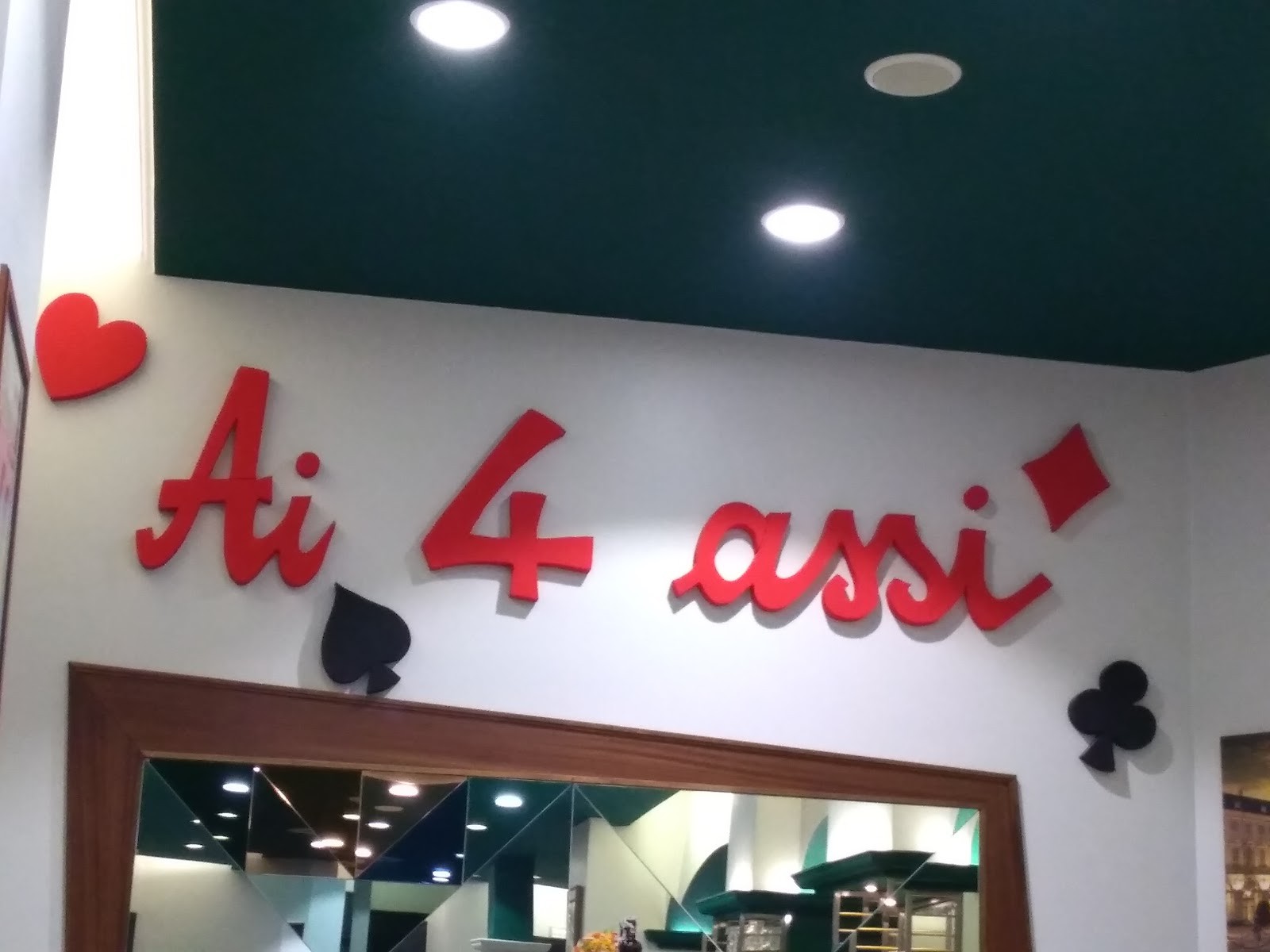Ai 4 Assi | Pizzeria Torino: the place