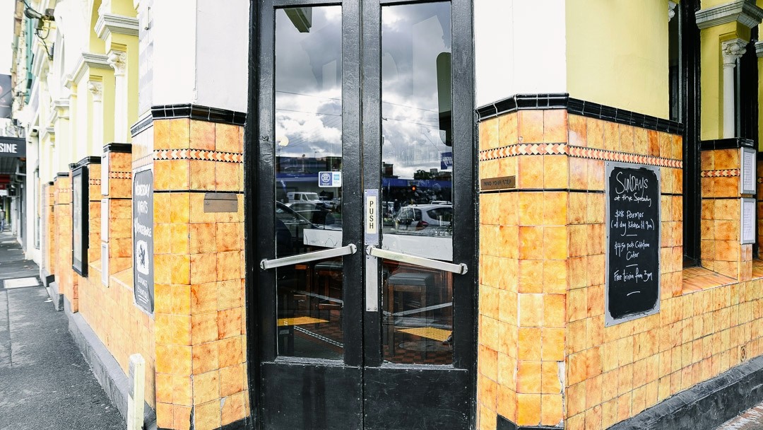 Spread Eagle Hotel: the place
