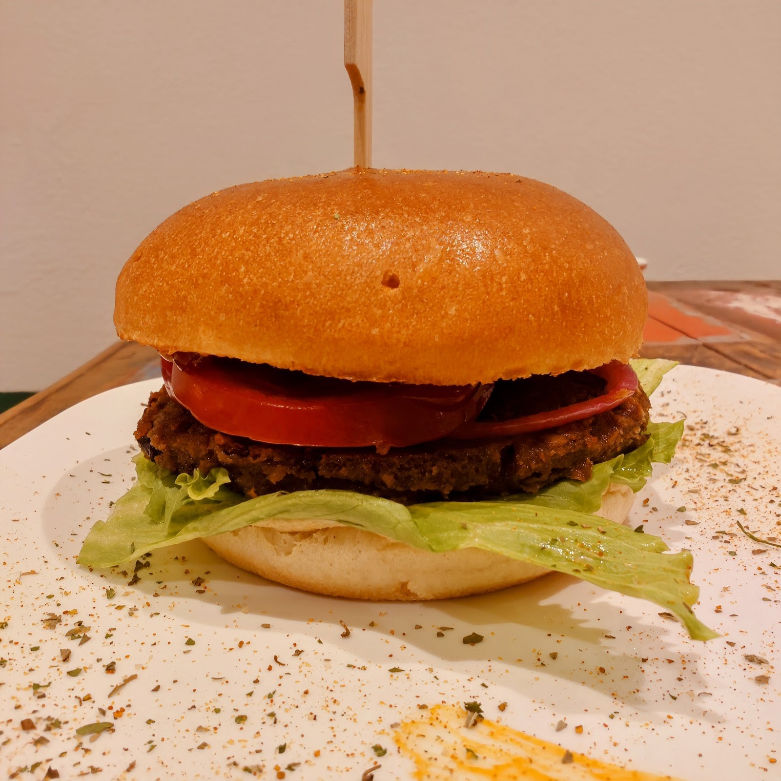 Bibis Baguettes & Burger: food & drinks