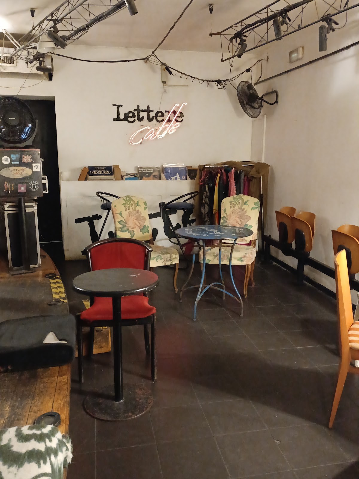 Lettere Caffè: the place