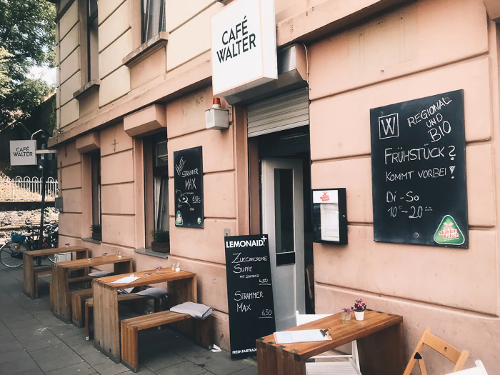 Café Walter: the place