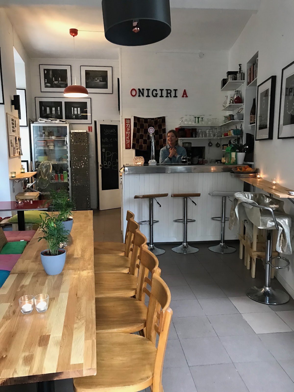 Onigiri-A: the place