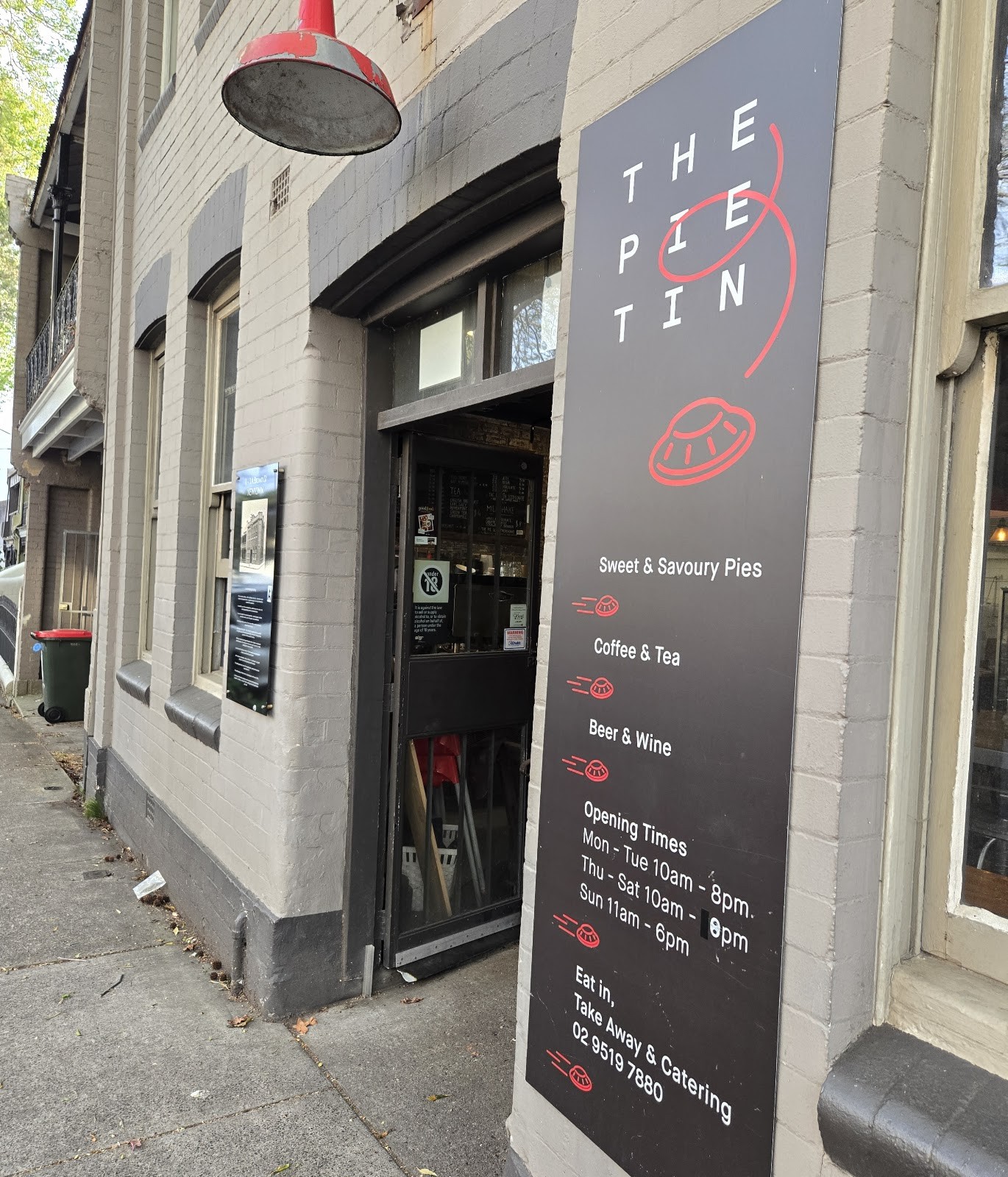 The Pie Tin: the place