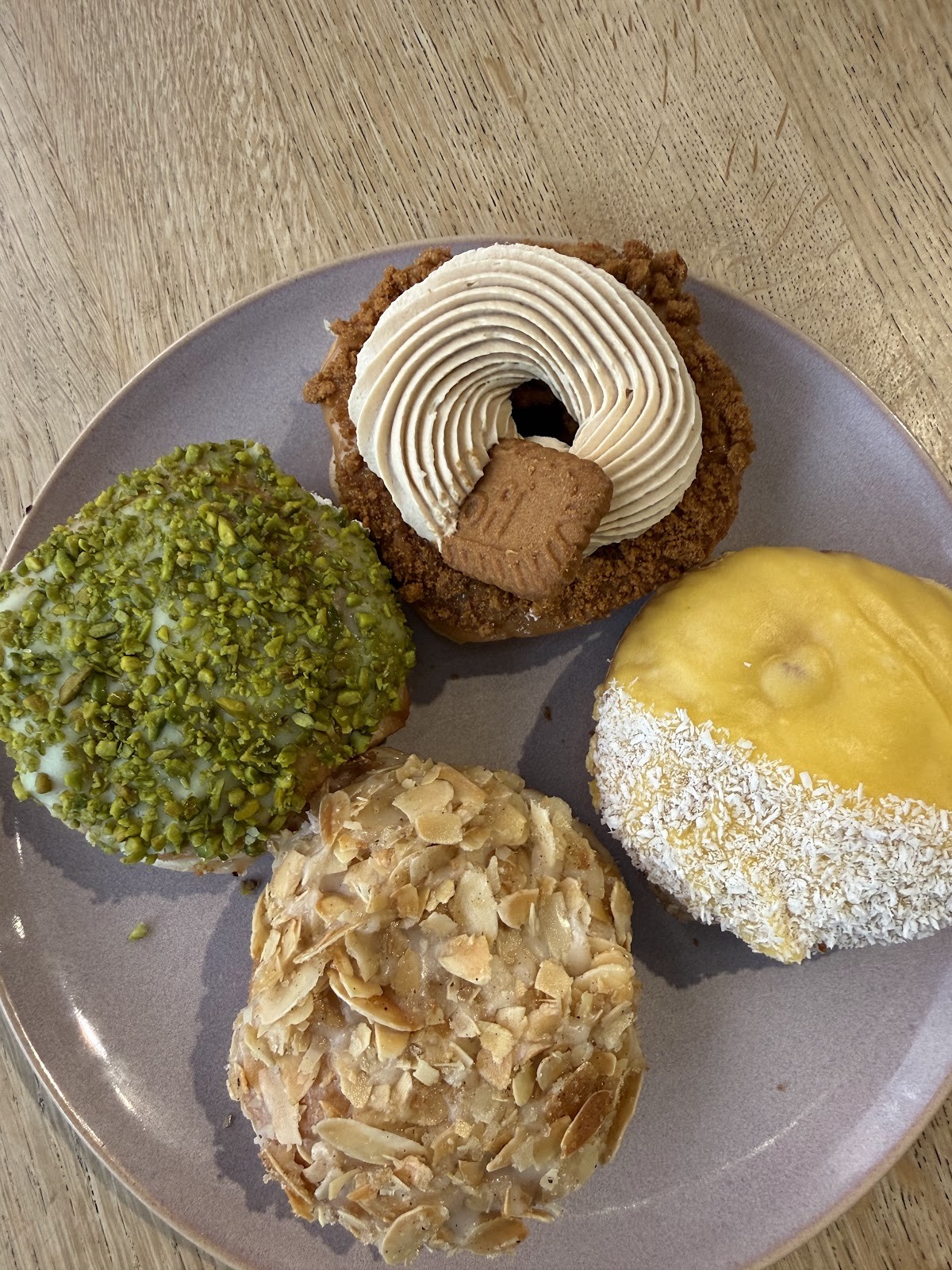 Brammibal's Donuts: food & drinks