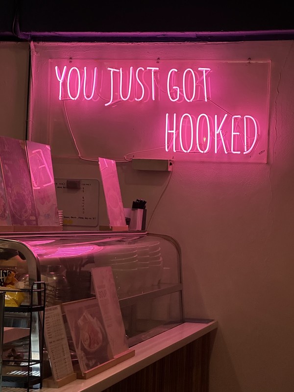 HOOKED POKE: photo 4