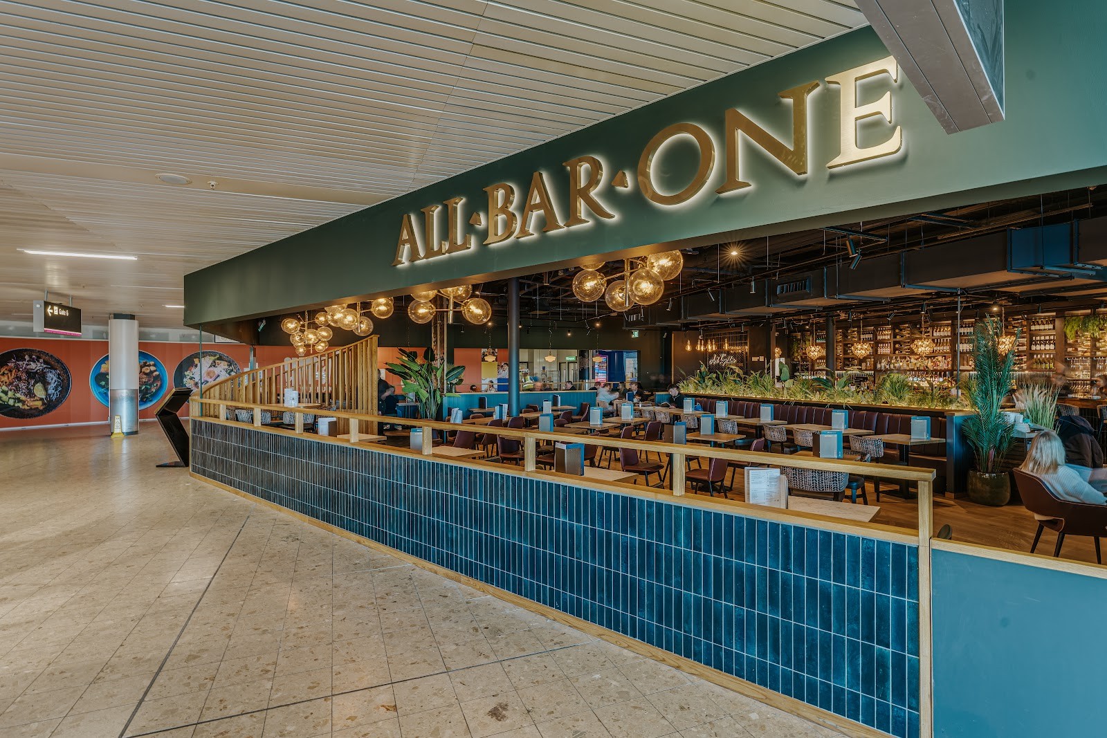 All Bar One Edinburgh Airport: the place