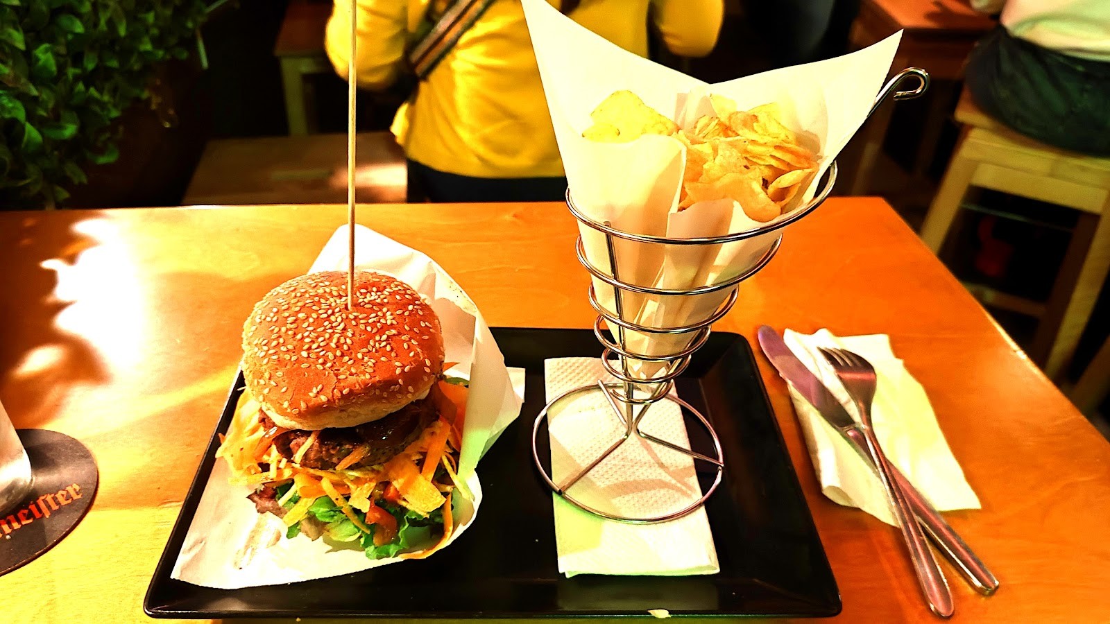 The Botanical Den: food & drinks