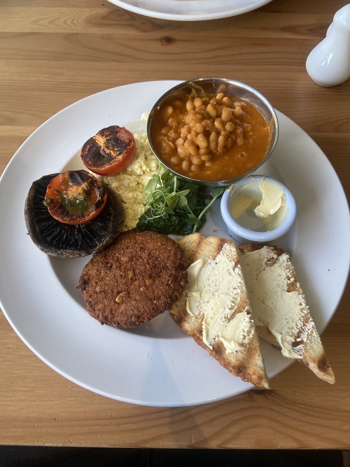 Luna's Vegan Corner: food & drinks