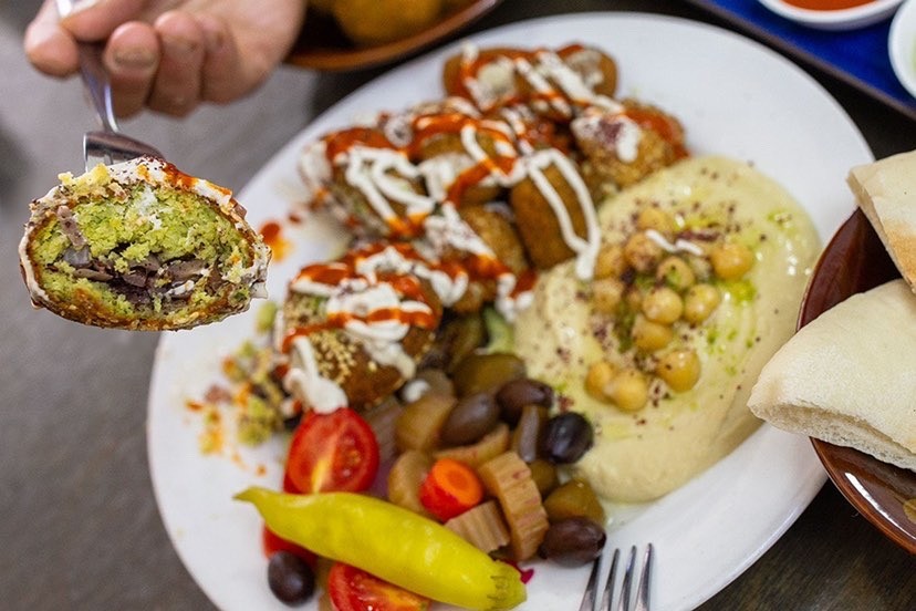 Wazzup Falafel: food & drinks