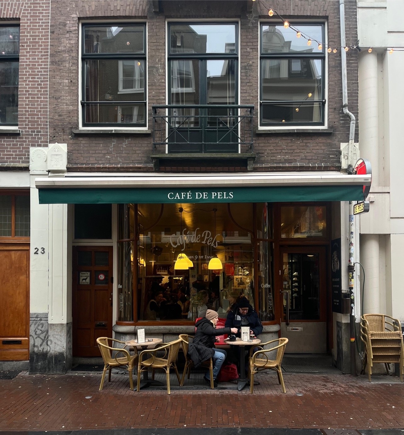 Cafe De Pels: the place