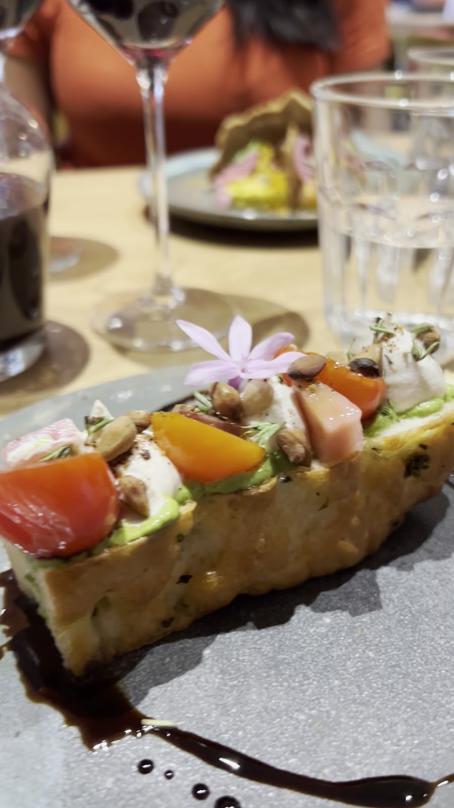 the friendly kitchen: food & drinks
