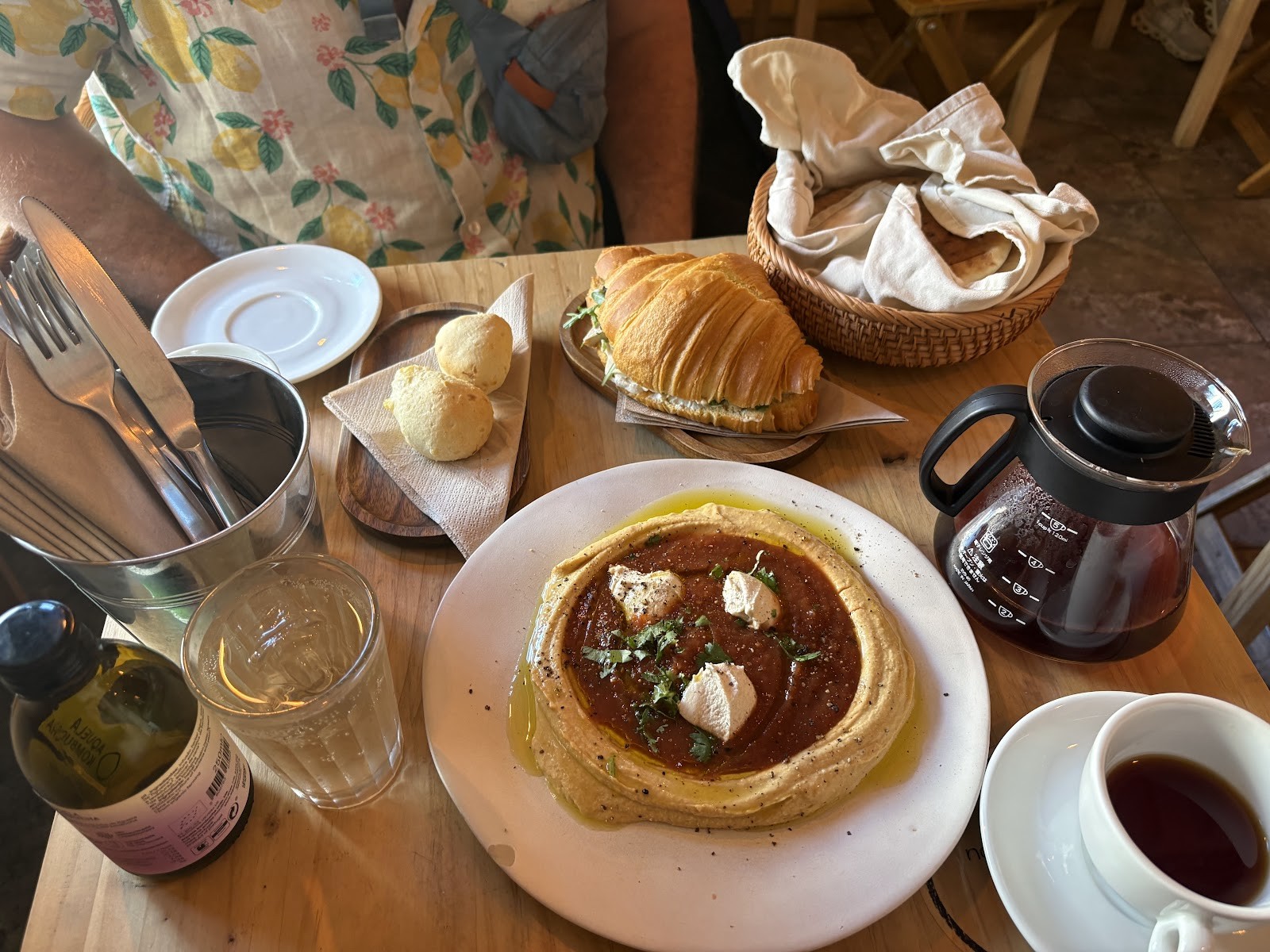 Gal Café - Vegan Food & Specialty Coffee: food & drinks