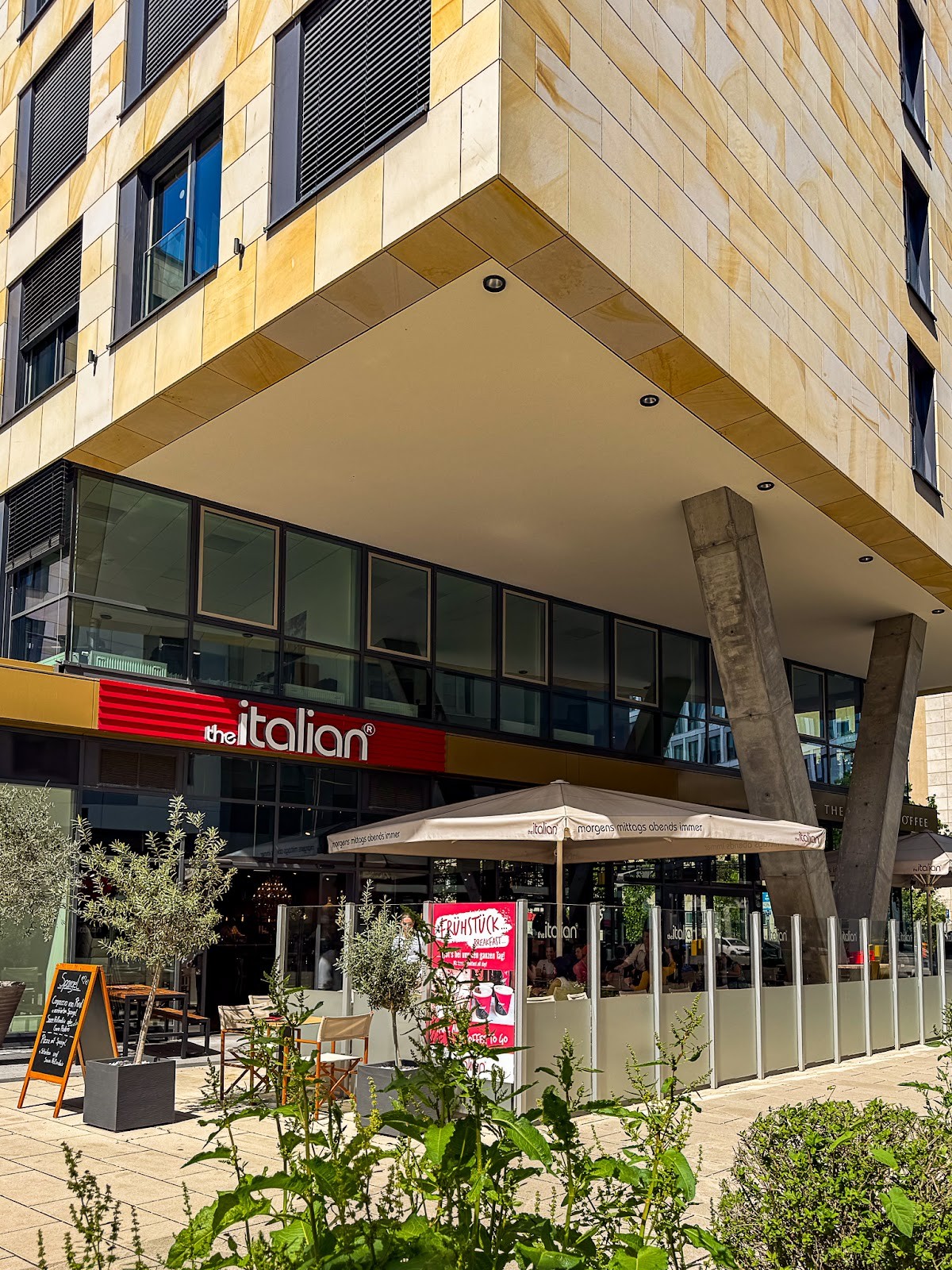 the italian Frankfurt: the place