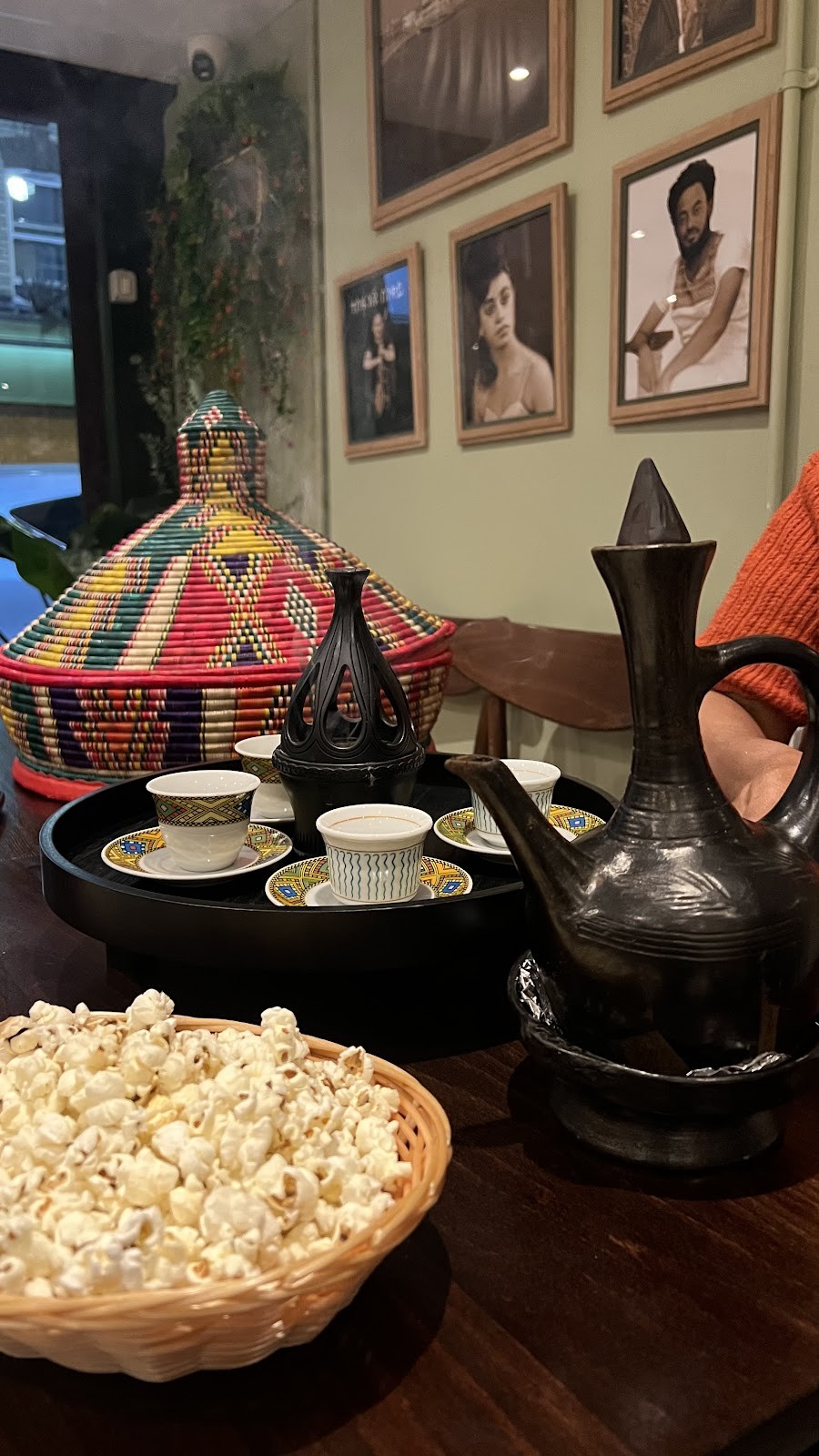Merhaba Restaurant & Bar: the place