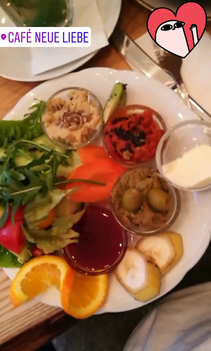 Cafe Neue Liebe: food & drinks