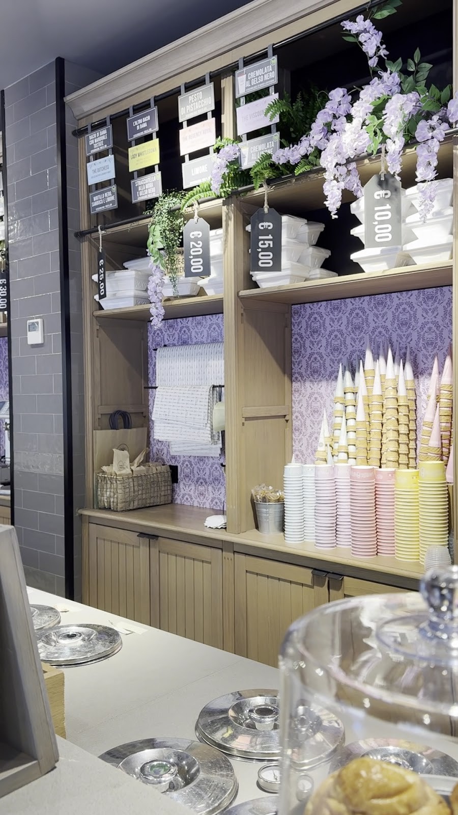 Gelateria La Romana dal 1947: the place