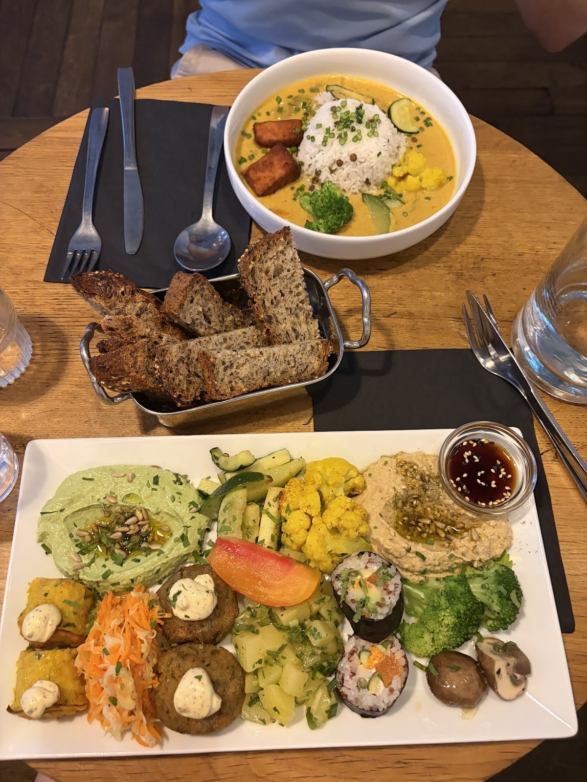 Soya: food & drinks