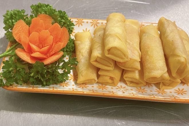Vegan Green Kitchen Chinese: food & drinks