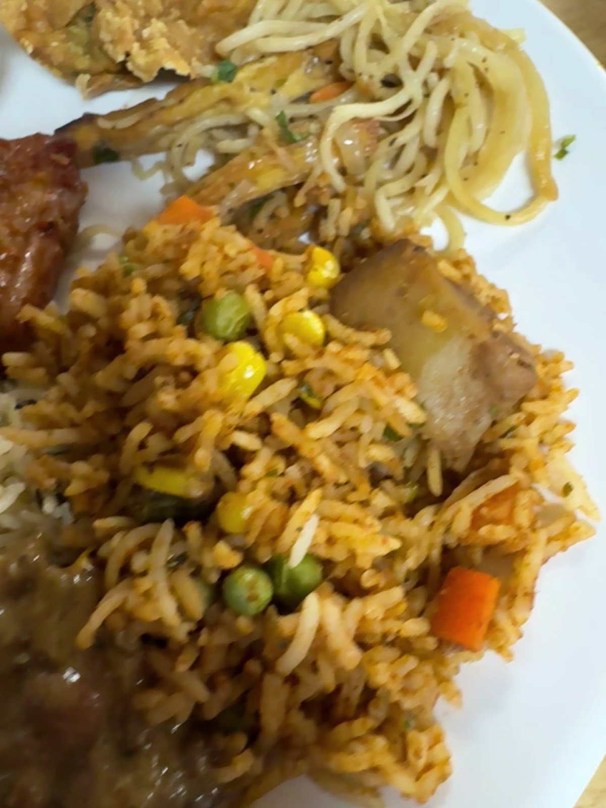 Fusion Tadka Pure Vegetarian & Vegan Indian Pan Asian Restaurant: food & drinks