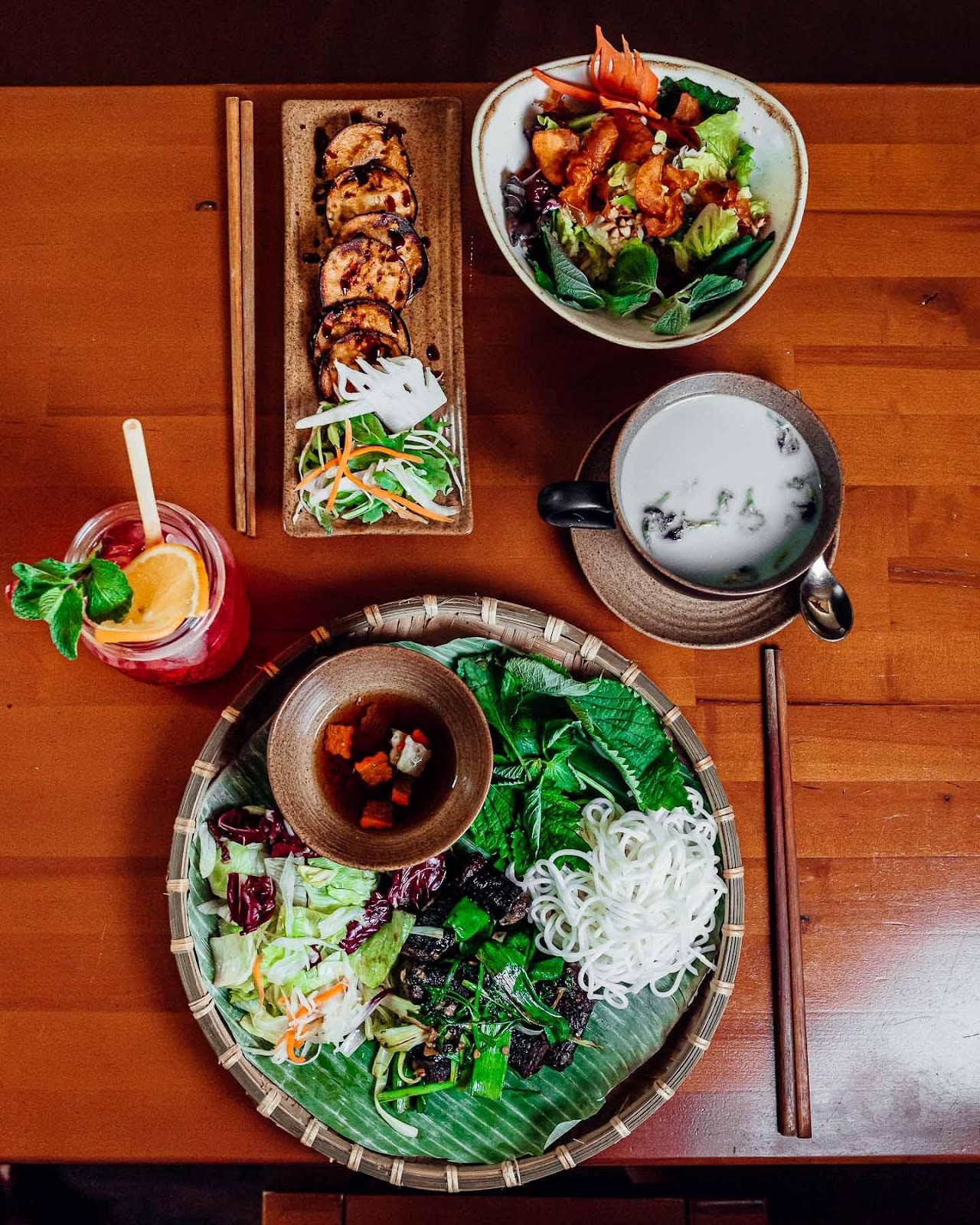 Chay Long: food & drinks