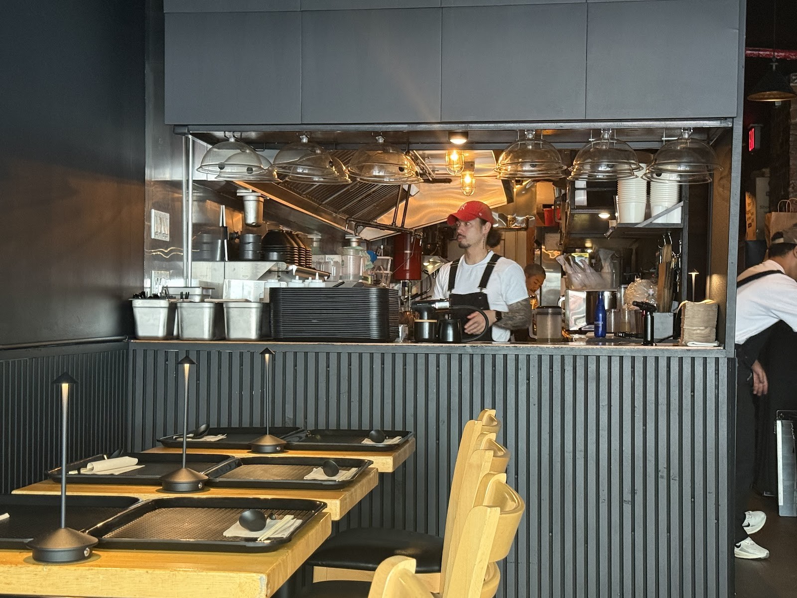 Redwhite Boneless Ramen: the place