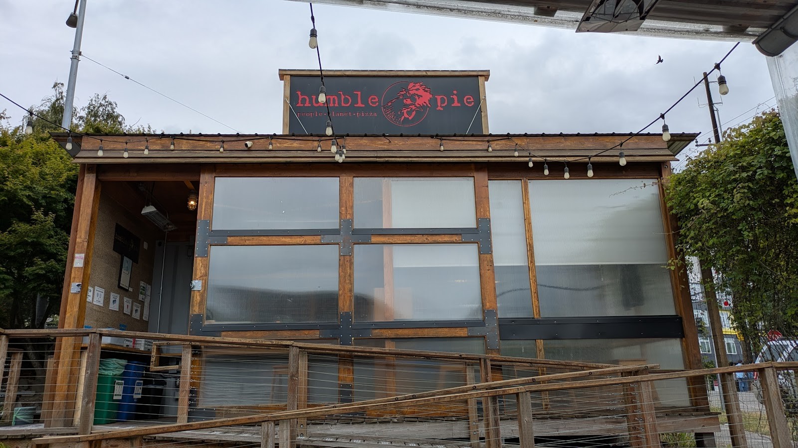 Humble Pie: the place