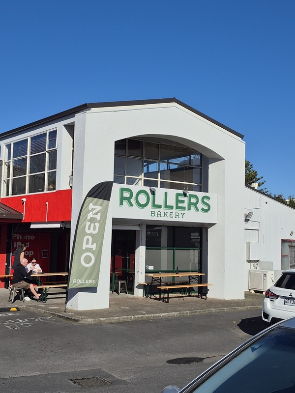 Rollers Bakery: photo
