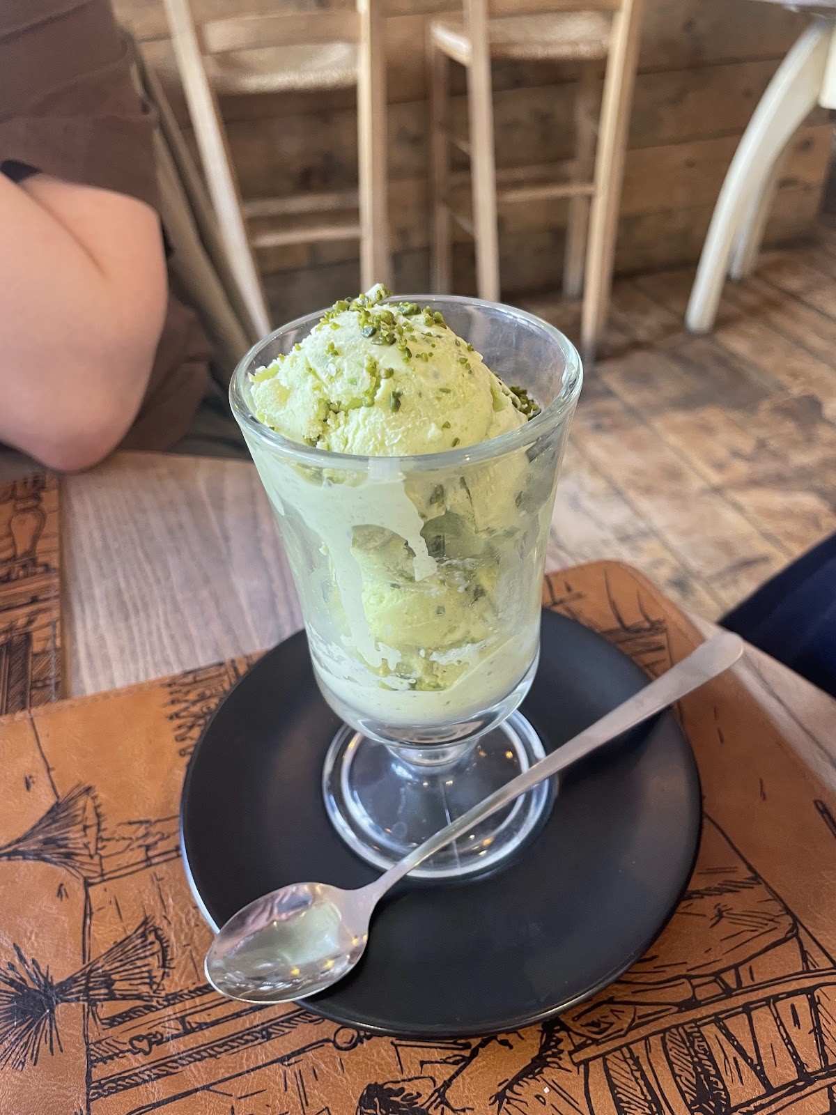 Moltobuono!: food & drinks