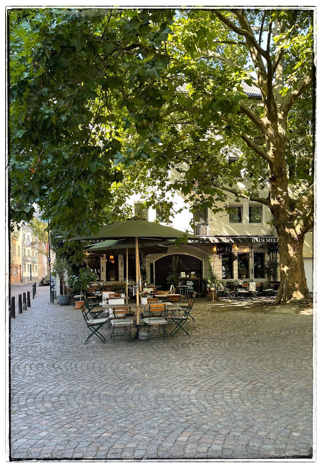 Haus Müller: the place