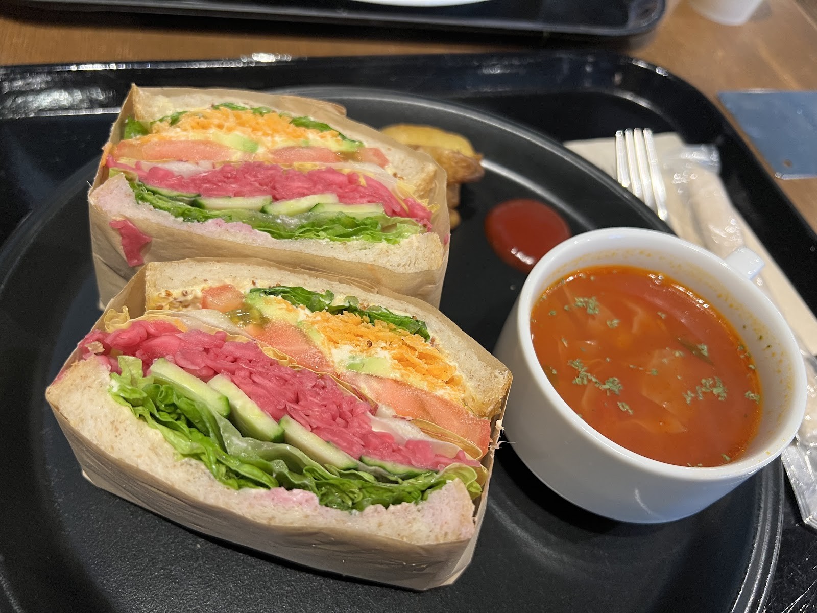Sasaya Cafe: food & drinks