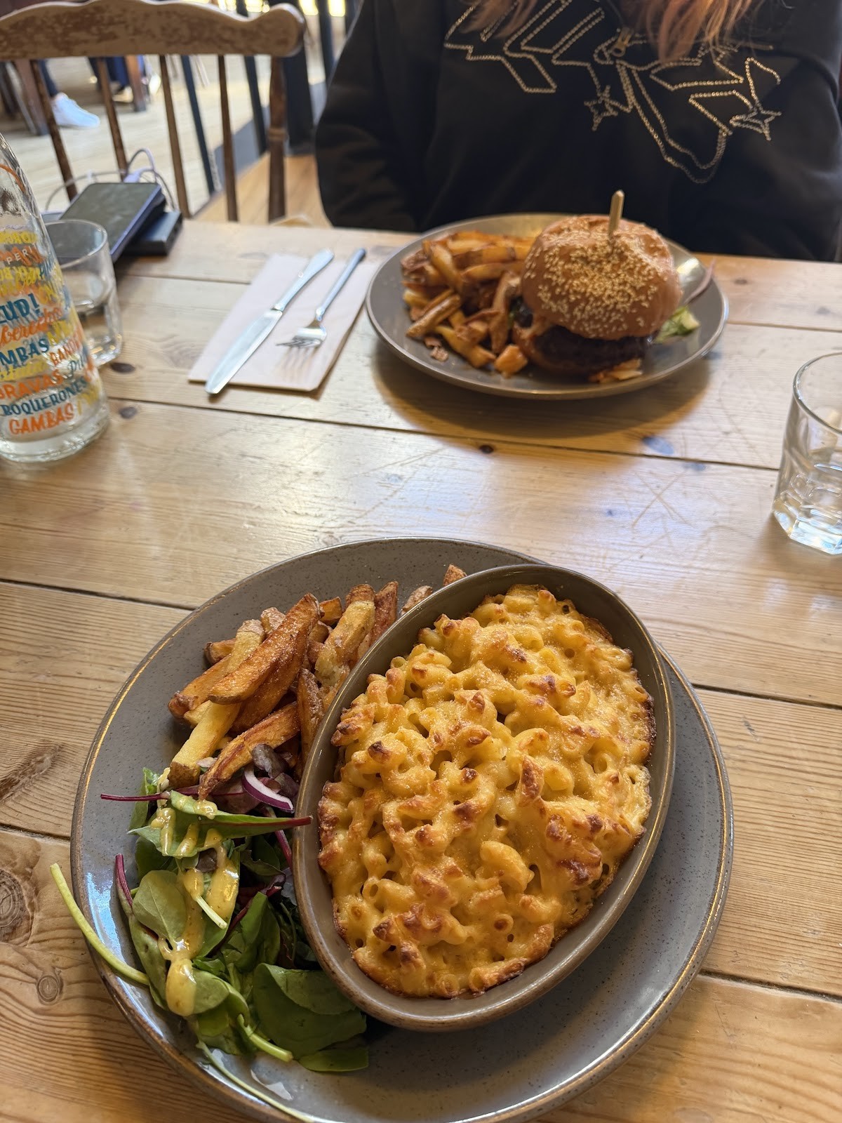 Mono: food & drinks