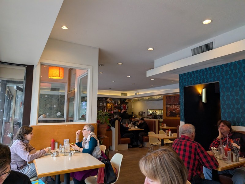 Red Wagon Cafe: photo 4