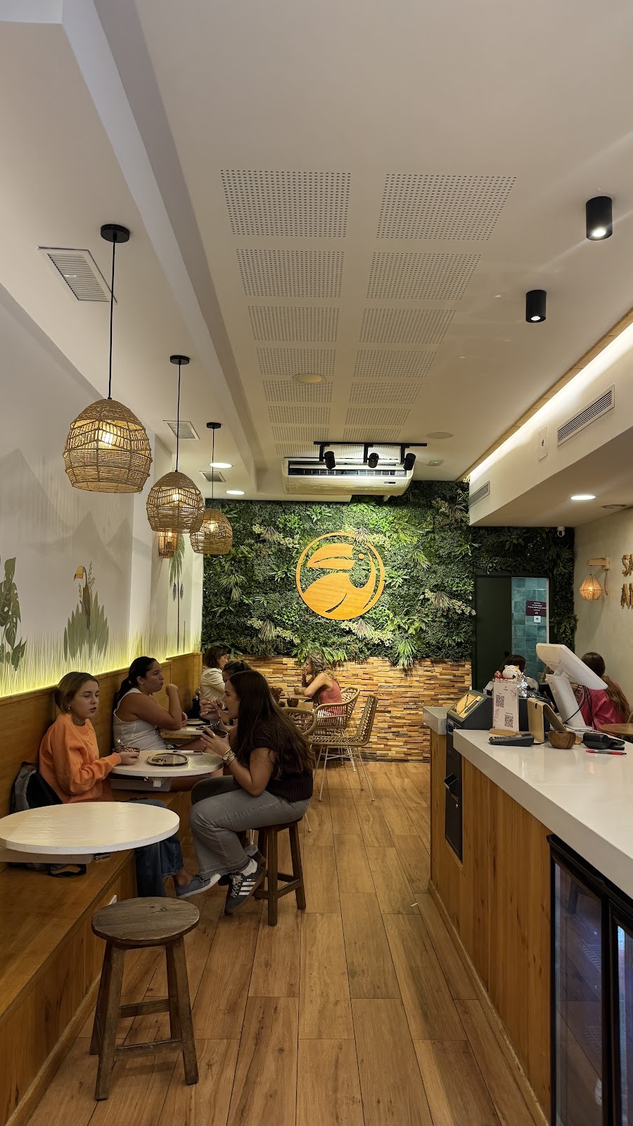 AMAZONIA ACAI VALENCIA: the place