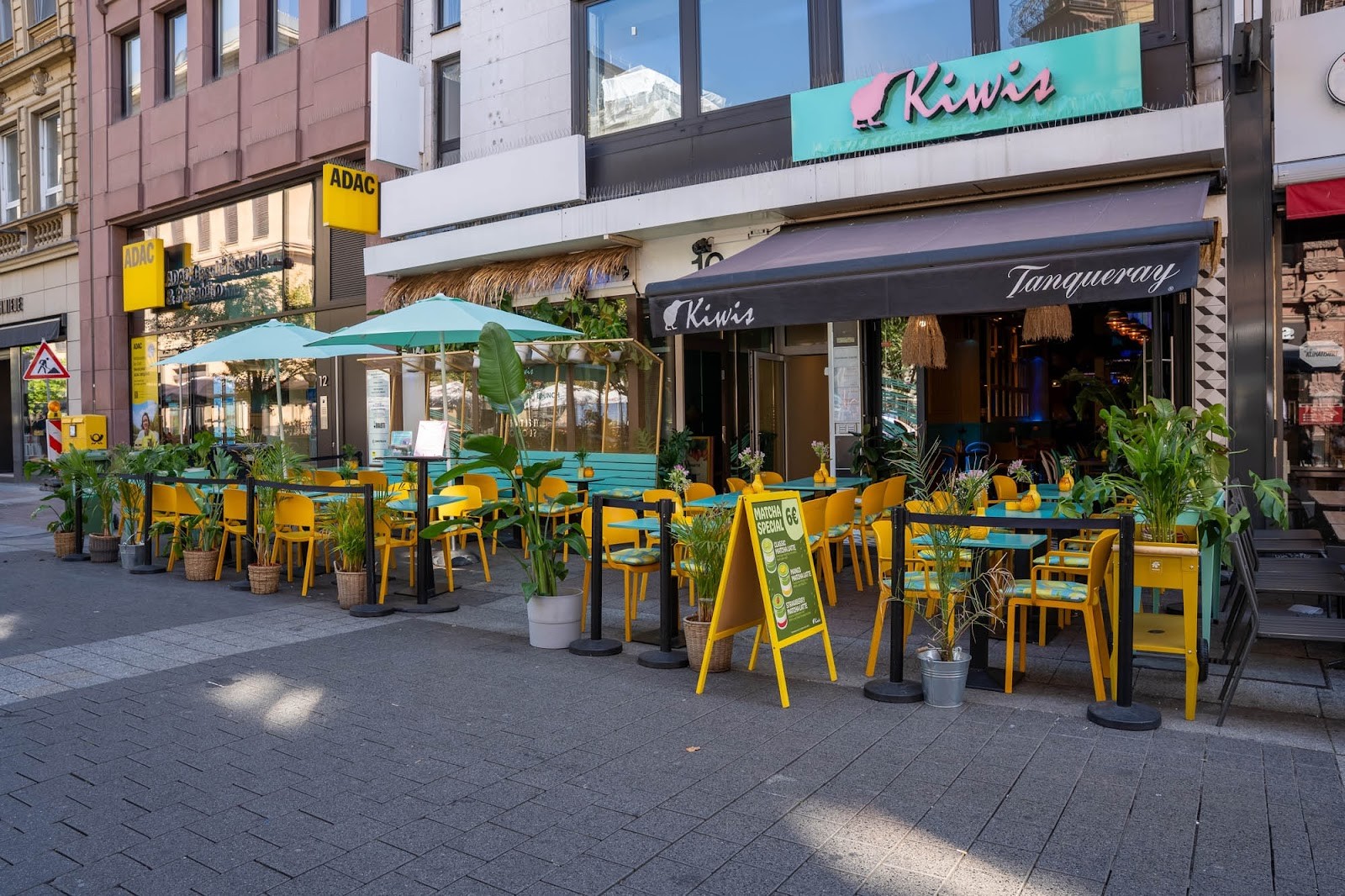 Kiwis – Restaurant • Bar • Events: the place