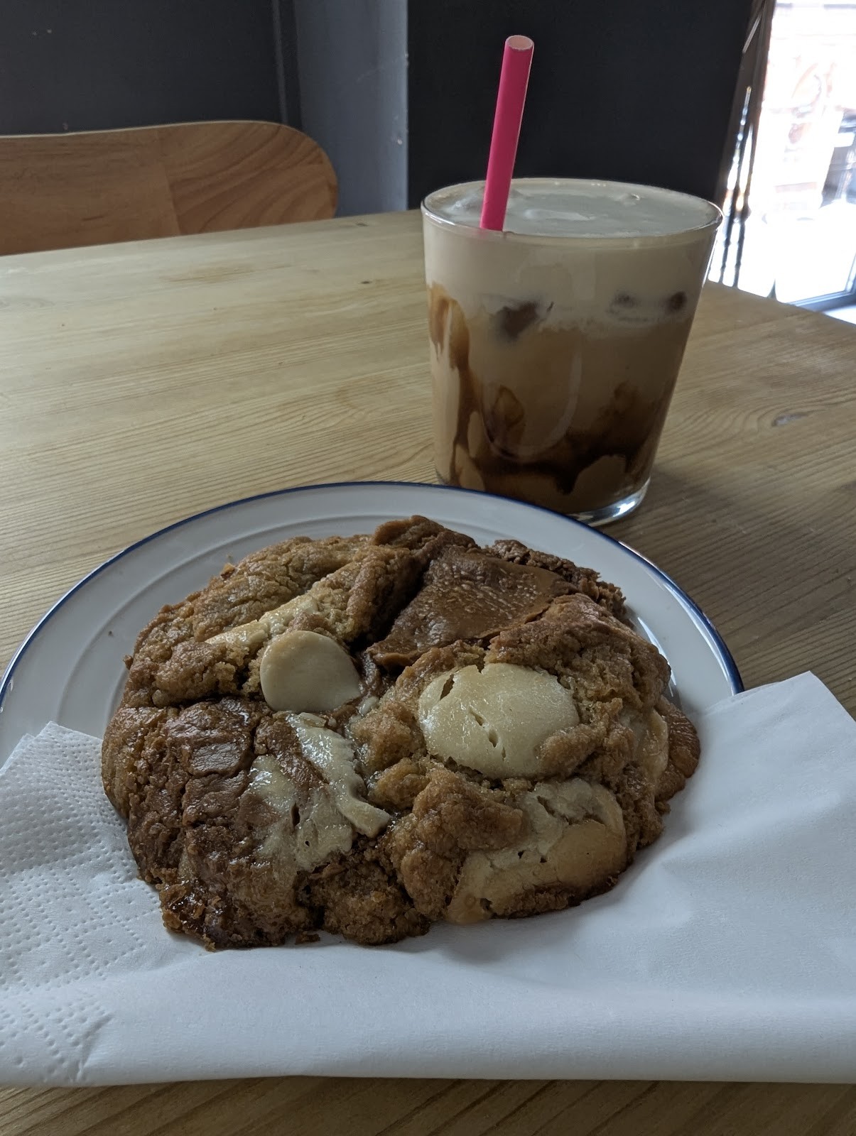 Alterna: food & drinks