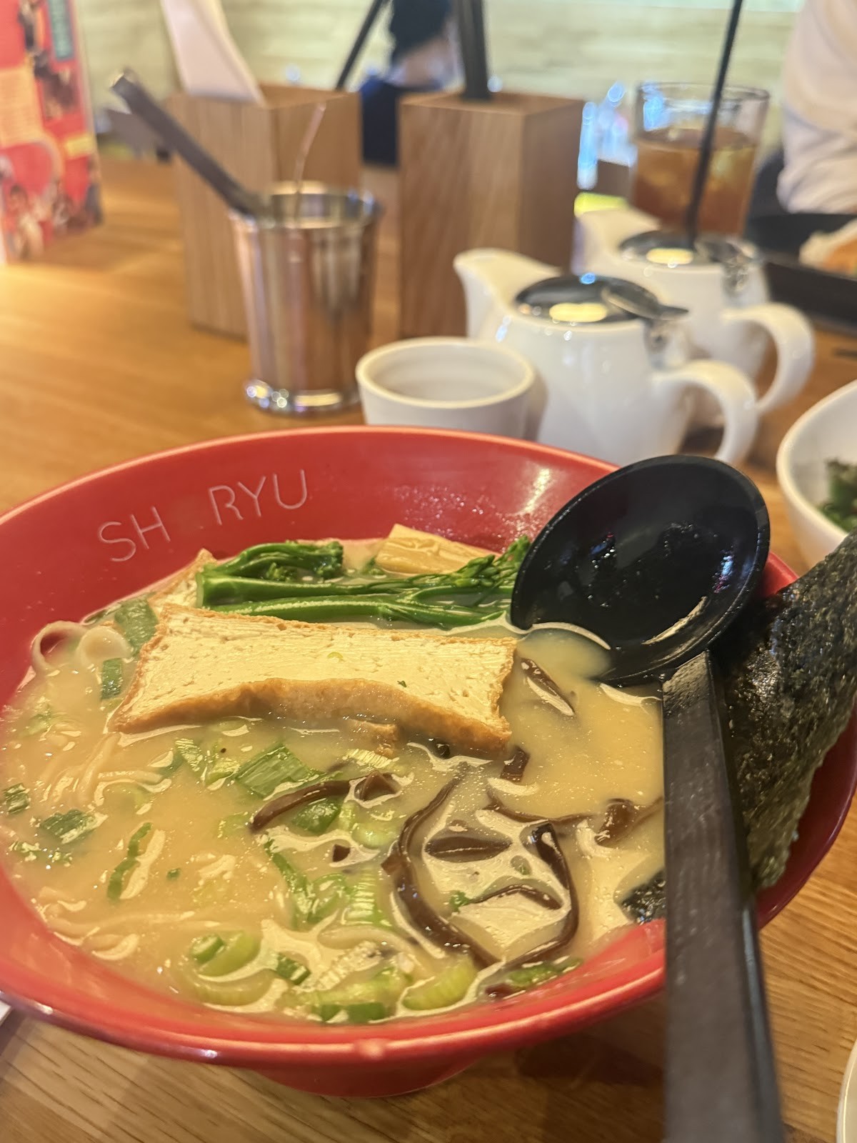 Shoryu Ramen Carnaby: food & drinks