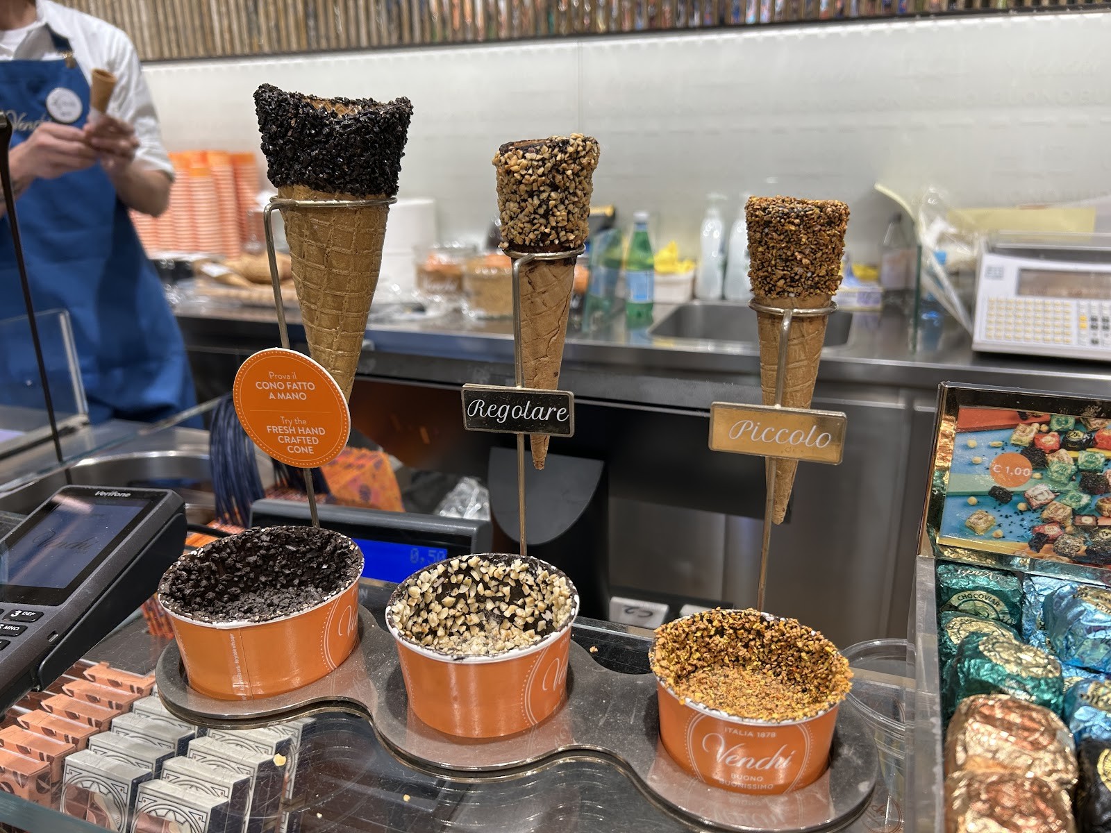 Venchi Cioccolato & Gelato, Firenze Piazza del Mercato Nuovo, Porcellino, Ponte: the place
