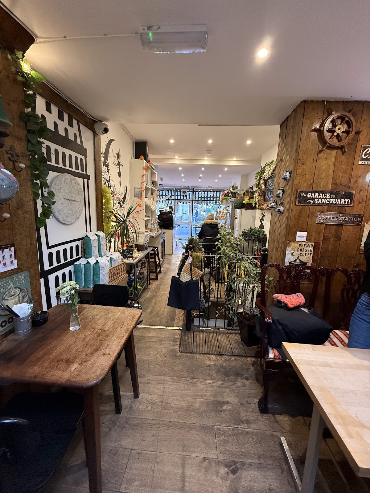 Joice Cafe Stoke Newington: the place