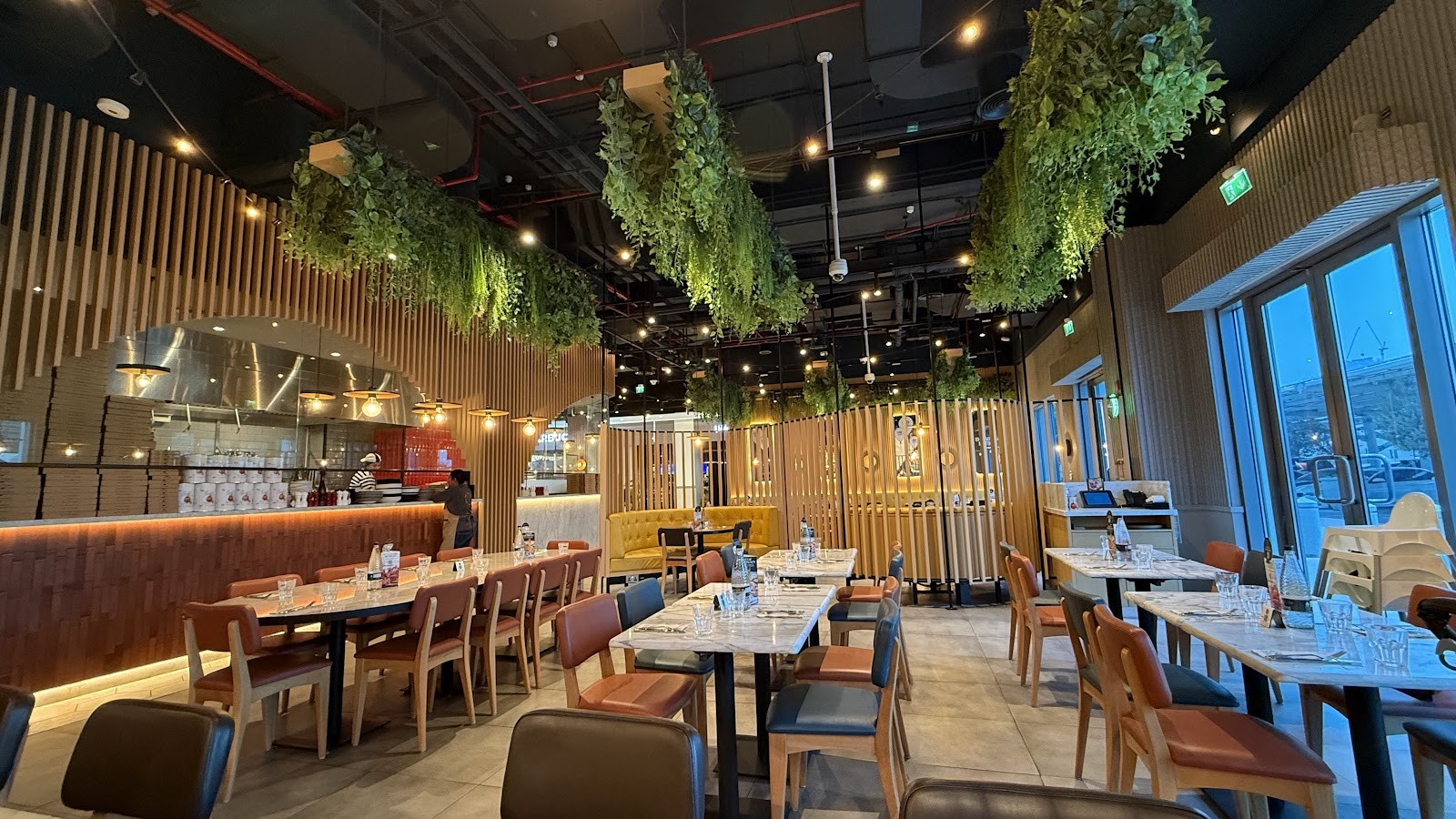 PizzaExpress, The Springs Souk: the place