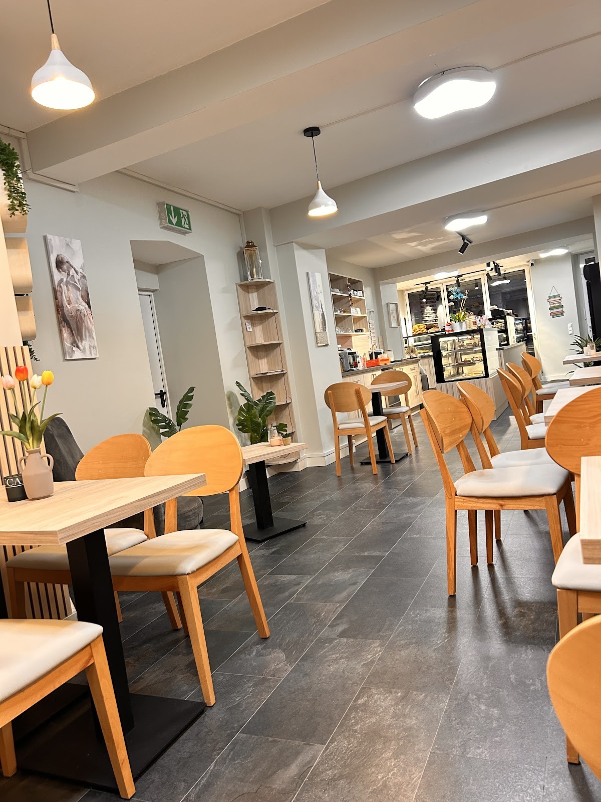 Simit and Sip Café: the place