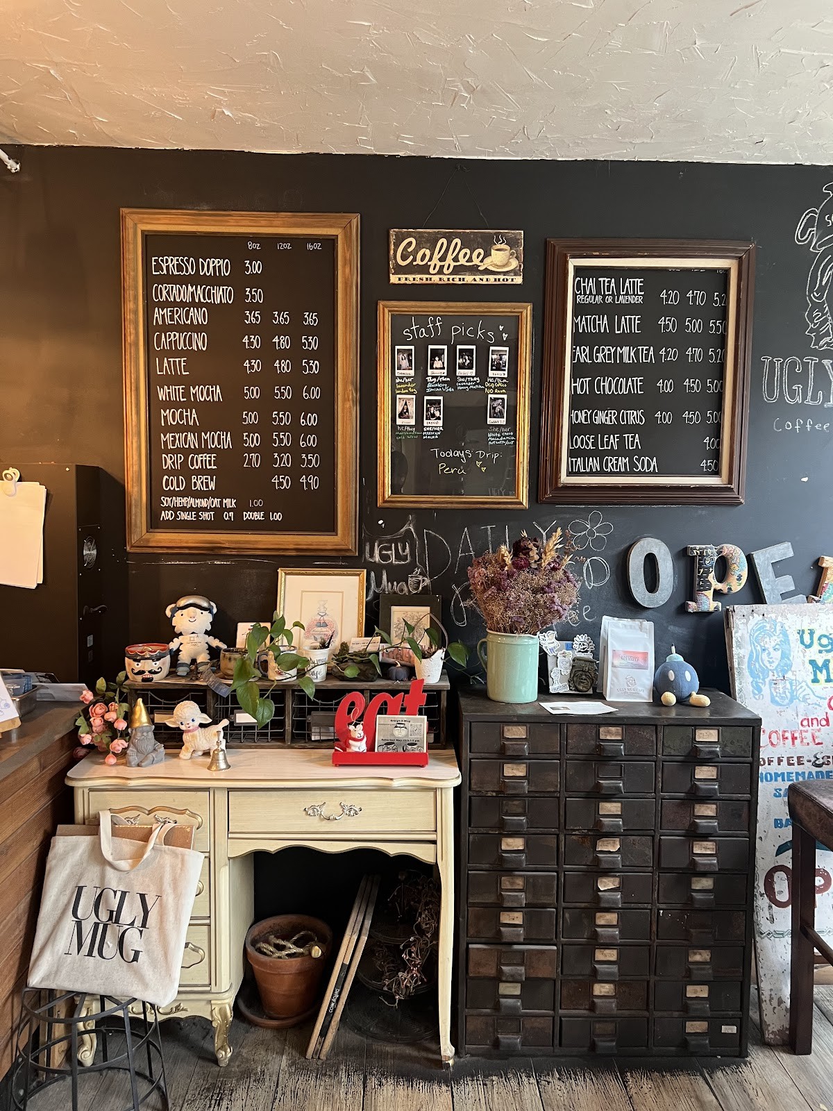Ugly Mug Cafe: the place