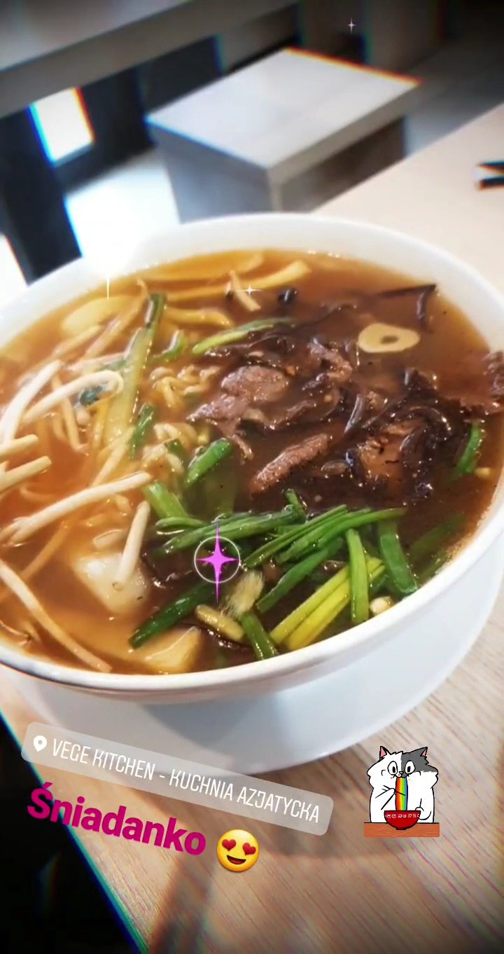 Vege Kitchen: food & drinks