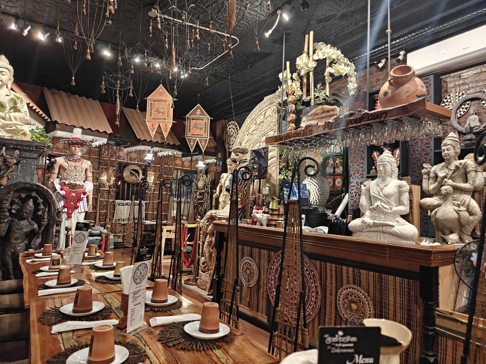Lakruwana Restaurant: the place
