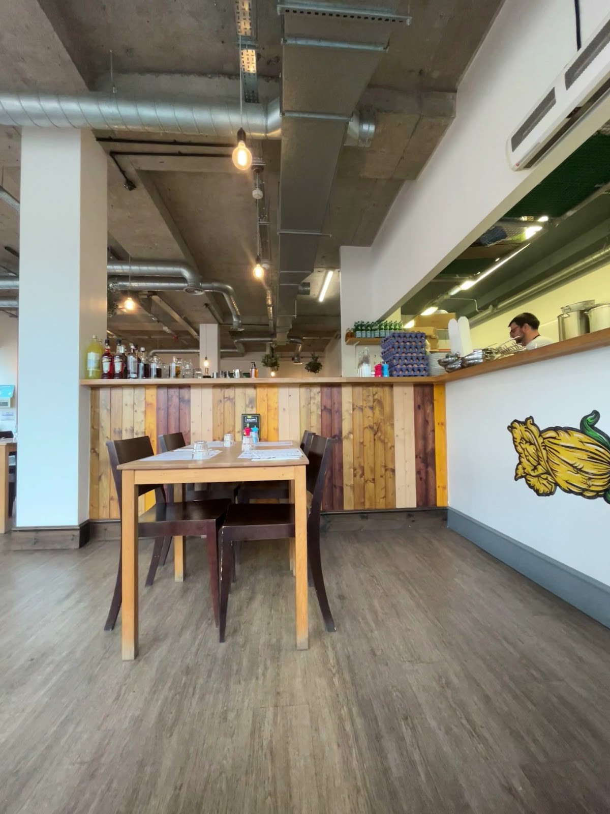 Zucchini Pasta Bar: the place