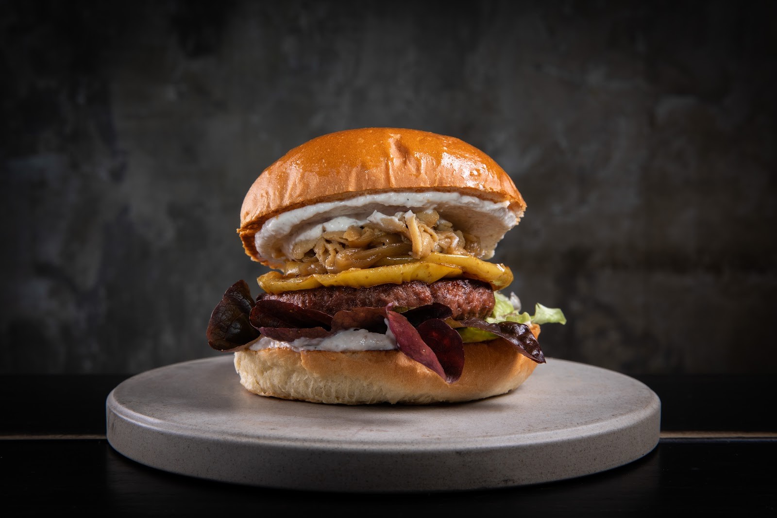 Vrutal | Vegan Burger Poblenou: food & drinks