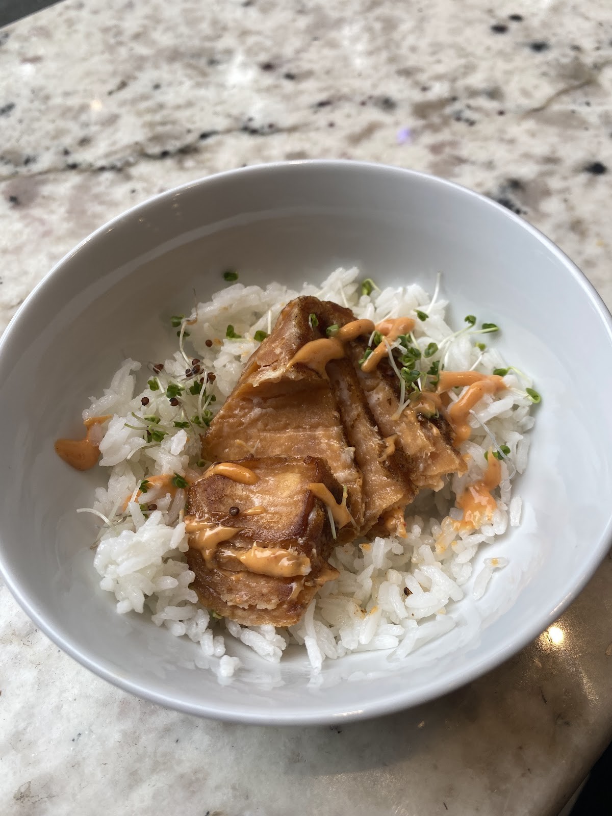 The Dusted Cup: food & drinks