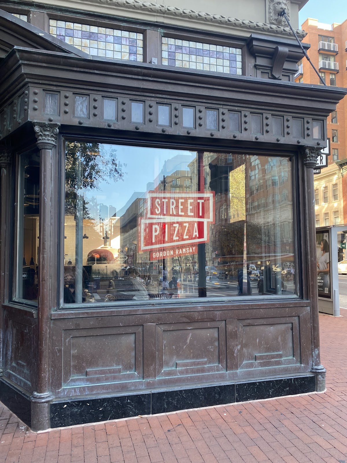 Gordon Ramsay Street Pizza - Washington D.C.: the place