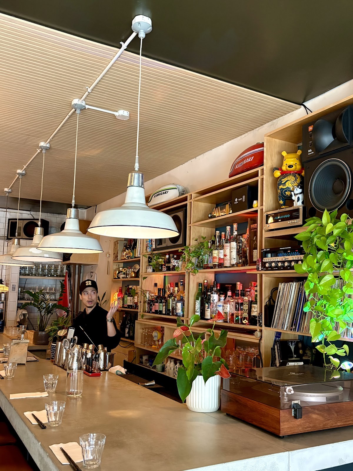 Kaminari Ramen Bar: the place