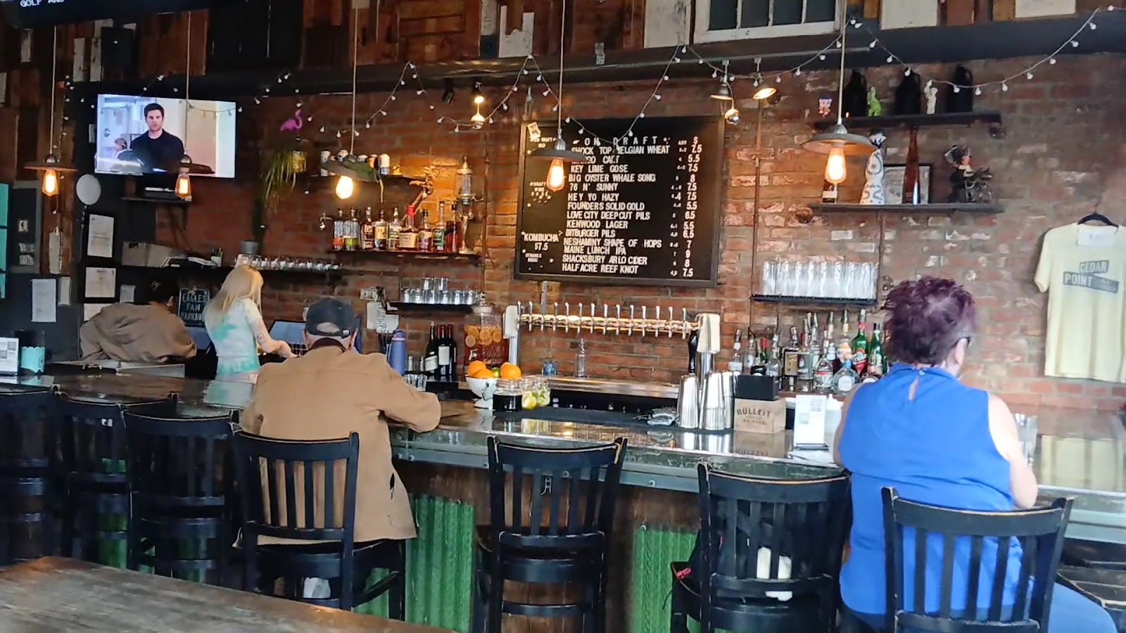 Cedar Point Bar & Kitchen: the place